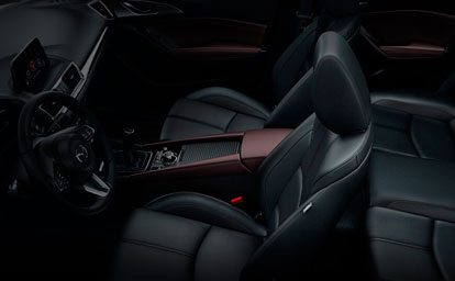 interior Mazda